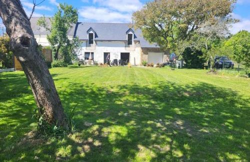 Kerherou House | Maison de pêcheur restaurée 2022 à 800 m de la plage, GR34