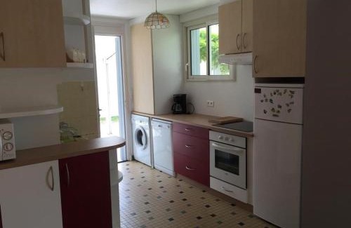 La Remigeasse House | Maison de Plain-Pied à 700m de la Plage avec Jardin Privé, BBQ, et Parking – 6 Couchages - FR-1-246A-319
