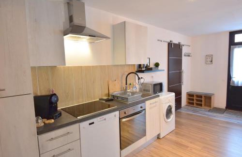 Diou Apartment | Maison de ville entière