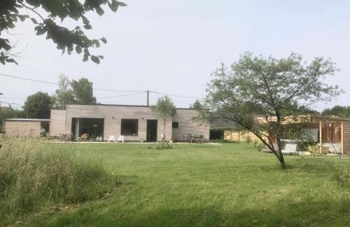 Pont-de-Ruan Villa | Maison design à la campagne