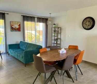 Lamothe-Capdeville Apartment | Maison du Cos, neuve avec 3 chambres et un garage