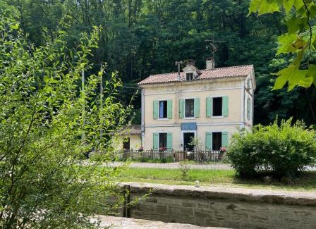 Meilhan-sur-Garonne Hostel | Maison Eclusière le Coup de Pompe