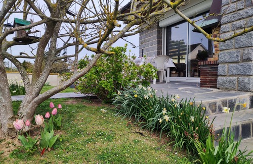 Ver-sur-Mer Cottage | Maison et Jardin Bord de Mer