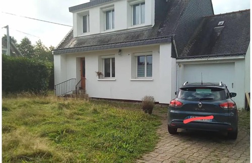 Sainte-Anne-d'Auray House | Maison Familiale Avec Jardin Clos Ste Anne D'auray