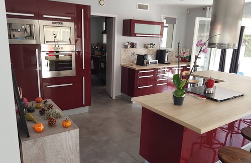 Pollestres House | Maison Familiale: Piscine/home Cinéma/jaccuzi à 20 mn des Plages!