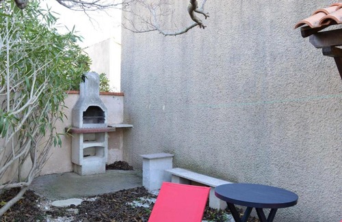 Saint-Pierre-la-Mer Apartment | Maison Fleury-Saint-Pierre-la-Mer, 1 pièce, 4 personnes - FR-1-229D-326