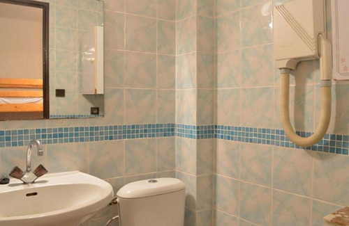 Saint-Pierre-la-Mer Apartment | Maison Fleury-Saint-Pierre-la-Mer, 1 pièce, 4 personnes - FR-1-229D-326