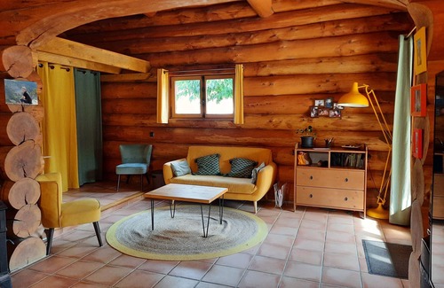 Chateauneuf-de-Bordette House | Maison de Charme Avec Piscine sur Grand Terrain