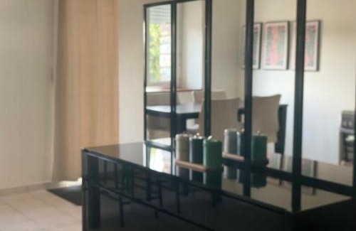 Saint-Germain-le-Guillaume House | Maison en campagne sur terrain de 800 m2