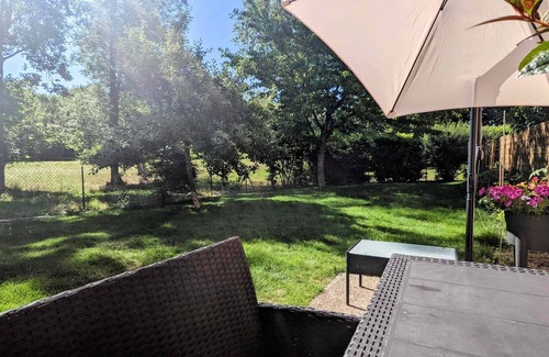 Saint-Julien-les-Villas House | Maison Meublée 74m² Avec Jardin 250m² et Parking