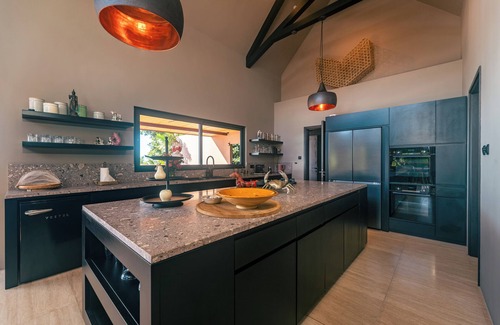 Glacis Villa | Maison Gaia Seychelles, unobstructed views over the ocean and into the sunset