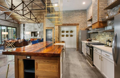 Faubourg Marigny House | Maison Grace | Luxurious Redesign with Pool Near French Quarter
