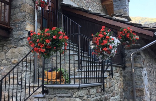 Planaz Apartment | Maison Juliet, APARTMENT IN THE GRESSONEY VALLEY. CIN IT007028C2RRRC7PHD