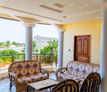 Abomey-Calavi Apartment | Maison Kaléta Guest House