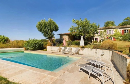 Castelnau-de-Montmiral House | Maison Littré - Quiet location between vineyards and forest - Heated swimming pool - 5 bedrooms