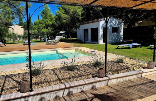 Alleins Apartment | Maison "la Détente" de l'Estef: quiet, swimming pool, pétanque, 2/4 travellers