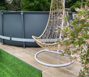Moyenmoutier House | Maison neuve cocooning 6 personnes Avec Spa et piscine chauffée