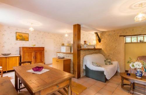 Saint-Crepin-d'Auberoche House | Maison Périgourdine avec Jardin Clos, Proche Périgueux, 3 Ch, BBQ, WiFi, Equipements Bébé - FR-1-616-190