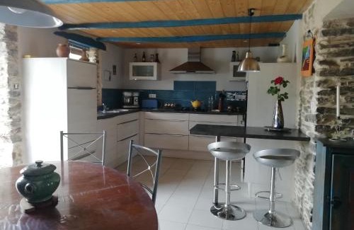 Salmiech Villa | maison piscine privée proche de Rodez