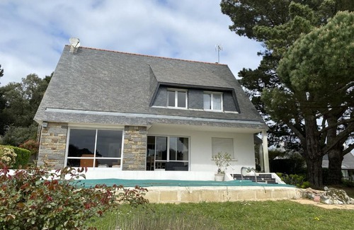 Plouhinec House | Maison Plouhinec, 6 pièces, 8 personnes - FR-1-397-32