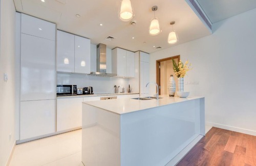 Al Wasl Apartment | Maison Privee - Apt with Dubai Luxury Experience Nxt to Burj Khalifa