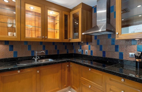 Discovery Gardens Apartment | Maison Privee - Stylish & Spacious Apartment in Downtown Dubai