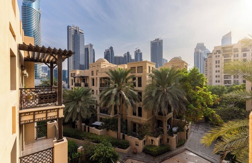 Discovery Gardens Apartment | Maison Privee - Stylish & Spacious Apartment in Downtown Dubai