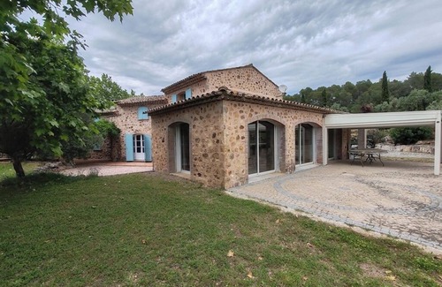Les Arcs-sur-Argens House | Maison Provençale de 350 m² Dans un Magnifique Parc Arboré Avec Piscine