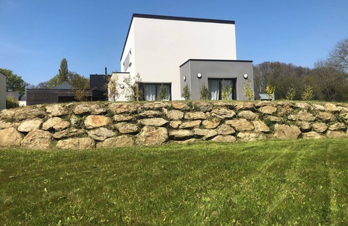 Plouer-sur-Rance House | Maison Récente Avec Tous les Équipements Traditionnels Très Bien Situé