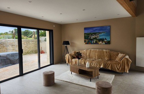 Le Molay-Littry House | Maison Rénovée Proche des Plages du Débarquement et de la Forêt