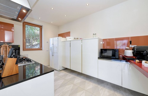 Porto Villa | MAISON SABINA WITH WONDERFUL LAKE VIEW, HYDROMASSAGE AND PRIVATE GARDEN