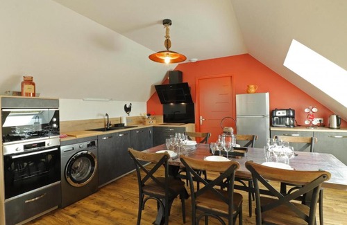 Athis-Val de Rouvre House | Maison spa privatif près de l'étang avec jardin fleuri et jeux enfants, proche Suisse Normande - FR-1-497-188