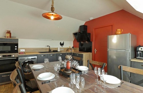 Athis-Val de Rouvre House | Maison spa privatif près de l'étang avec jardin fleuri et jeux enfants, proche Suisse Normande - FR-1-497-188