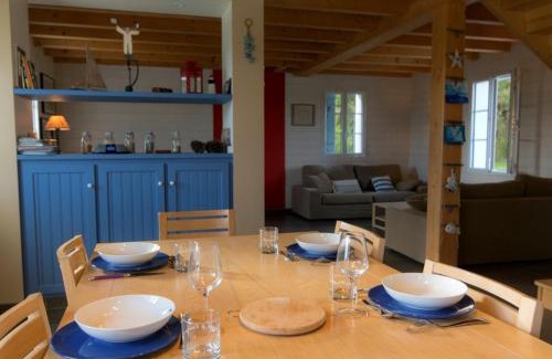 Bangor House | Maison spacieuse à 10 min de la plage de Kerel, grand jardin, sans wifi ni TV, idéale pour se déconnecter - FR-1-418-6