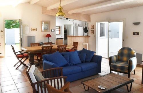 Les Portes-en-Re House | Maison spacieuse avec jardin, cheminée, internet et lits faits à l'arrivée - Les Portes-en-Ré - FR-1-434-10