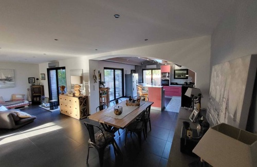 L'Echardiere House | Maison Tout Confort Dans un Village Typique de L'île D'oléron