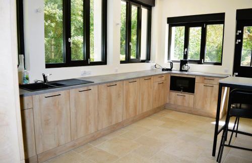 Fontaine-Henry House | Maison typique - Très grand jardin - 7km de la mer