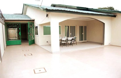 Abomey-Calavi House | Maison Verte à Cococodji B