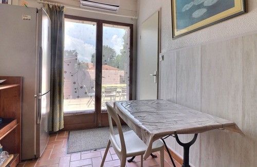 Forcalqueiret House | Maisonette Avec Terrasse et Piscine Commune