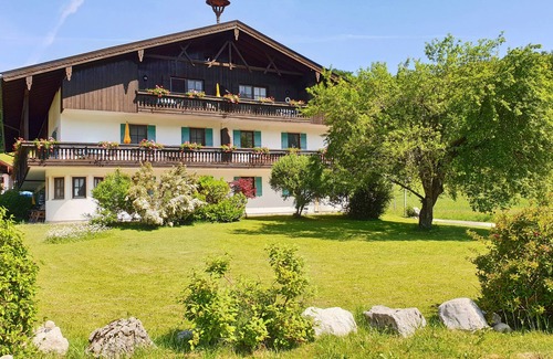 Aschau im Chiemgau Apartment | Maisonette-ferienwohnung 56 qm Separates Schlafzimmer und West-balkon, App. Nr. 13