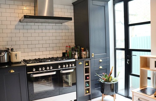 Tollington Apartment | Maisonette Flat in Islington