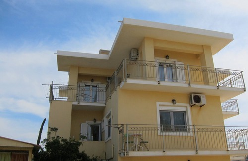Gerani House | Maisonette on the beach!