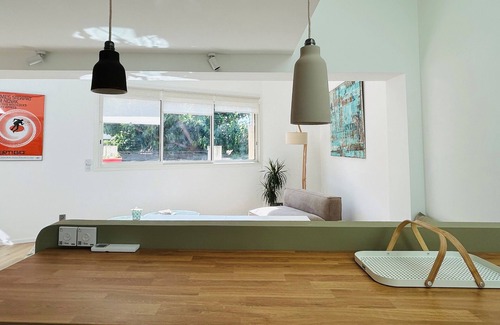 7th Arrondissement House | Maisonnette de 60m2 en Bord de mer