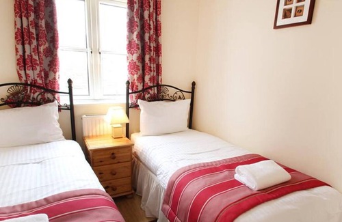 Port-Eynon House | Maize Cottage in the beautiful Swansea
