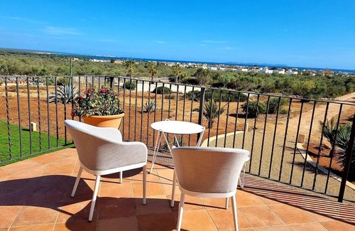 Campos Villa | Majestic Countryside Finca - Private Pool & Extensive Grounds close to Sa Ràpita & Fantastic Beaches