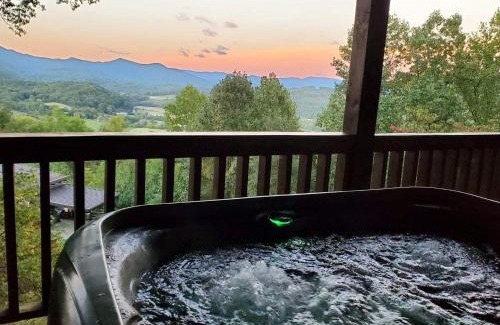 Bryson City House | Majestic Mountain Top, Best View in Bryson City!
