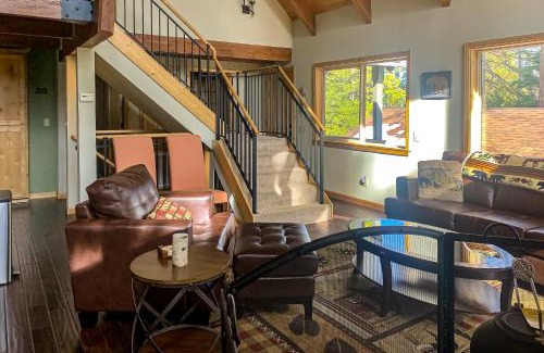 Arnold House | Majestic Mountain