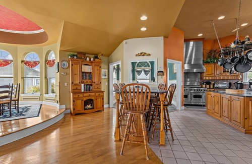 Corolla House | Majestic Oceanfront Estate w/pool, hot tub, theater, elevator: Sunnybank-NC.com