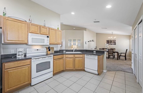 Majestic Palms House | Majestic Palms Close To Beach 3 Bed/2 Bath South Facing Lanai Resort Facilities