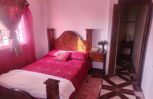 Gordon Town Apartment | Majestic panaramic beach views close to the Kingston Airport.